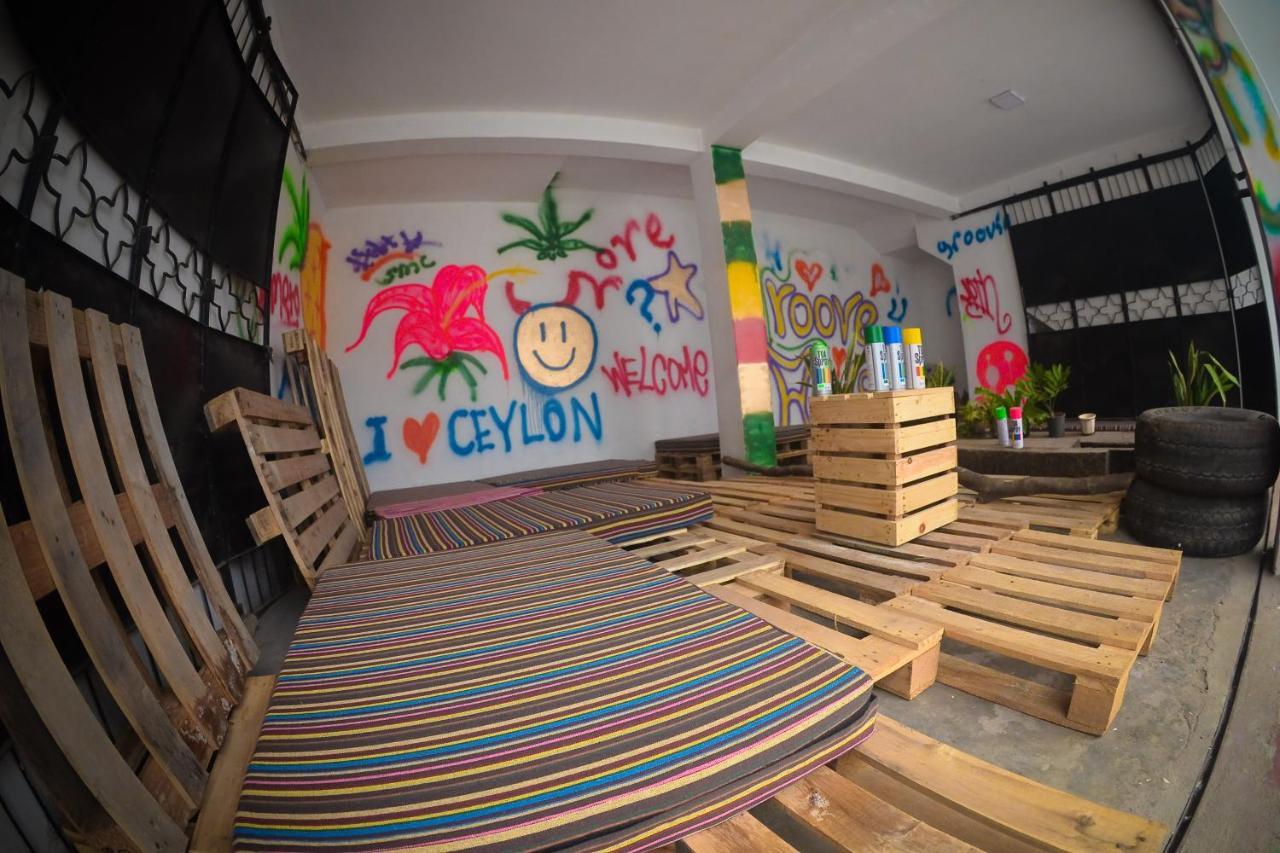 Groove House Hostels Коломбо Экстерьер фото