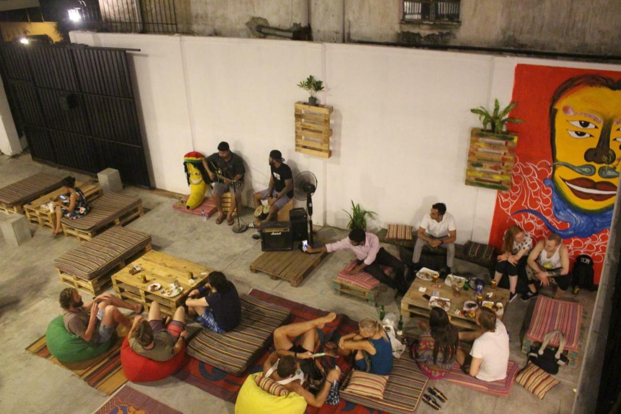 Groove House Hostels Коломбо Экстерьер фото